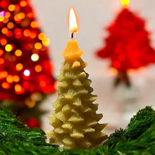 Carica l'immagine nel visualizzatore di Gallery, Candela in cera d'api Alberello